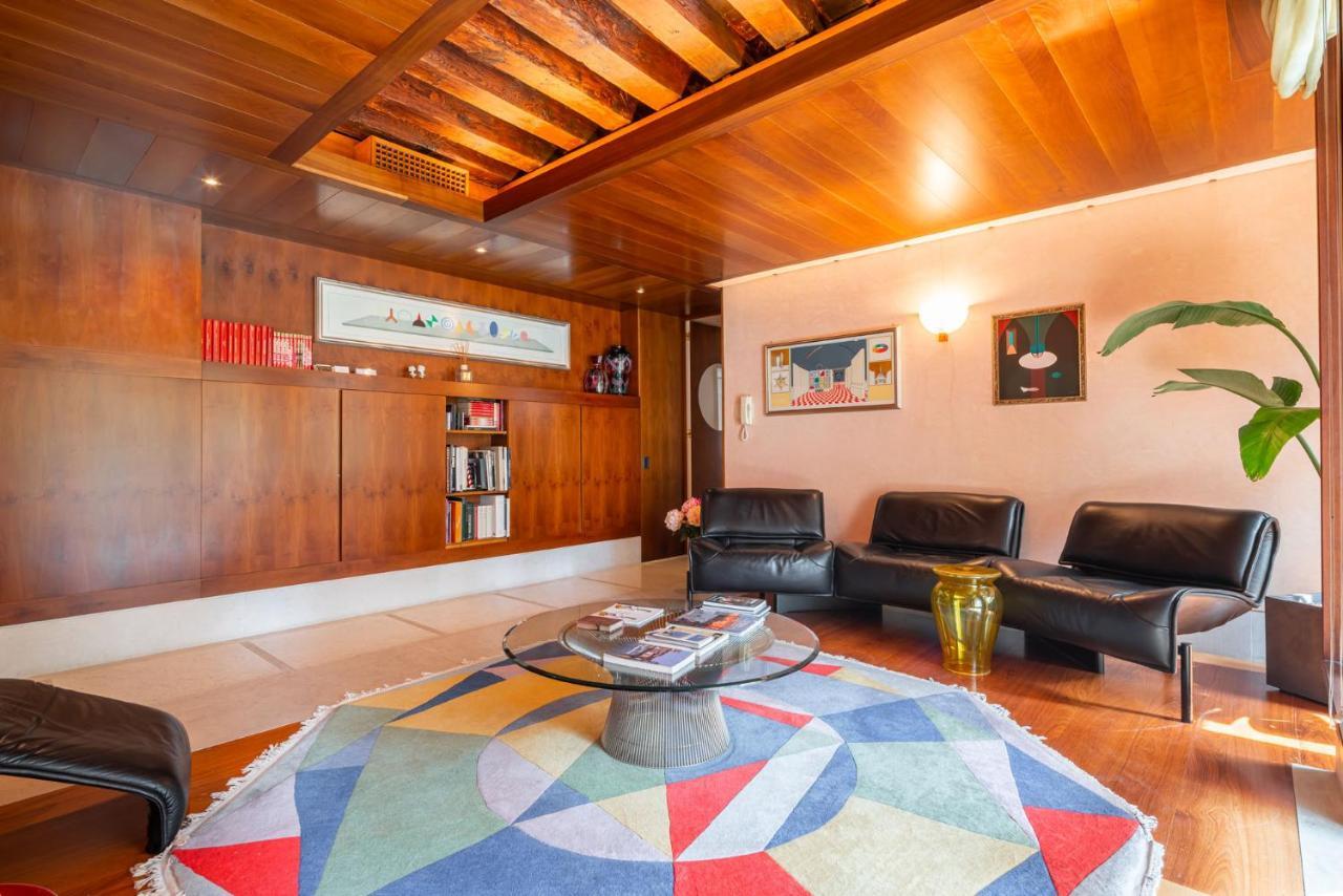 Vakantiehuis Casa Flavia Ai Morosini - Luxury With Canal View Venetië