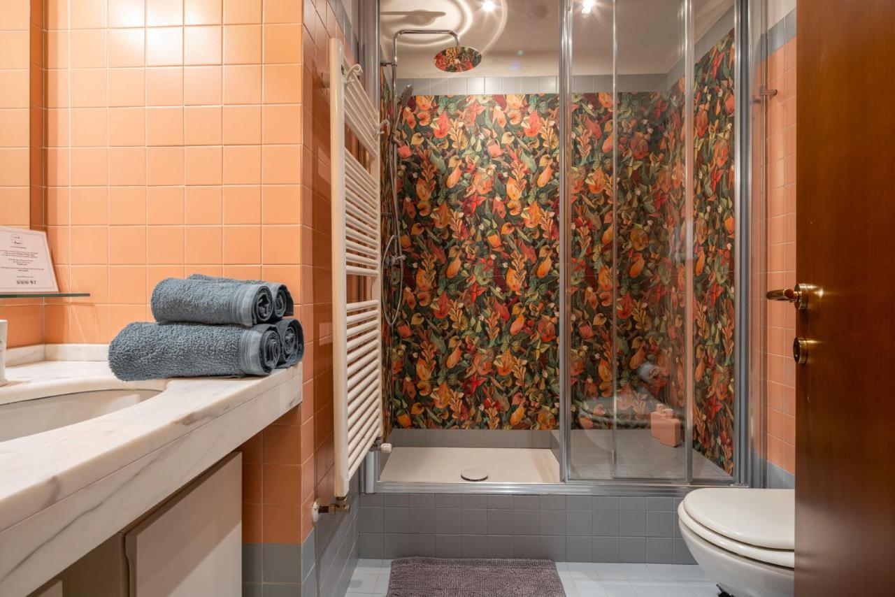 Casa Flavia Ai Morosini - Luxury With Canal View Vakantiehuis *