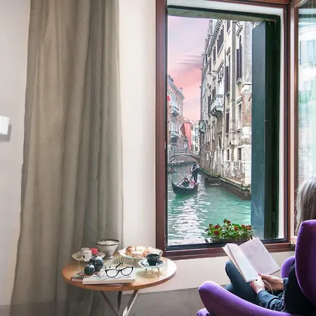 Casa Flavia Ai Morosini - Luxury Apartment With Canal View Venedig Exterior foto